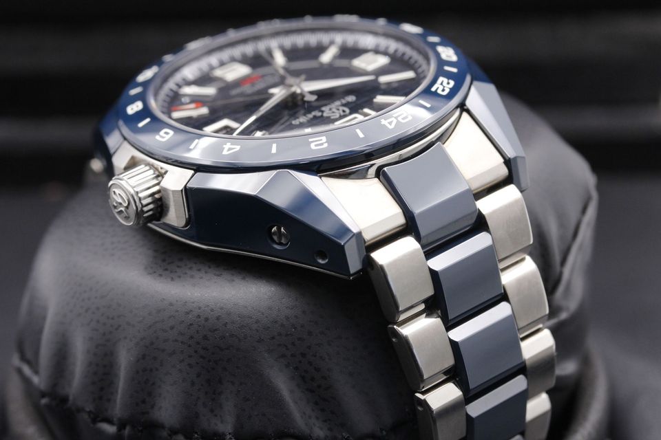 Grand Seiko Hi-Beat 36000 GMT SBGJ233 Image 4
